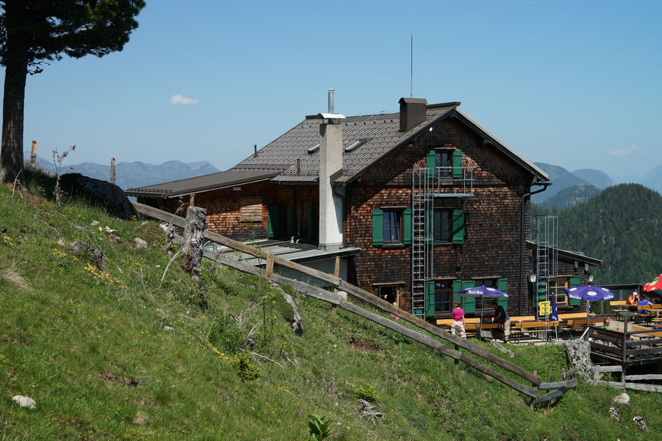 Bayreuther Hütte auf MTB 332 – steile Auffahrt von Münster ins Rofan