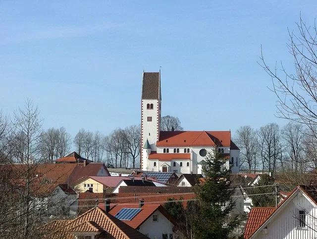 Hauerz, Ausgangs- und Zielort der Runde über Engelsberg.