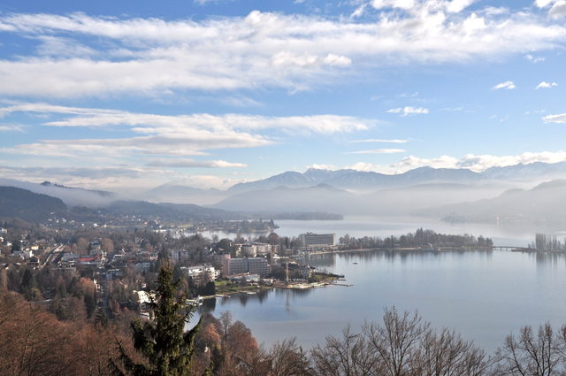 Blick auf die Halbinsel Pörtschach