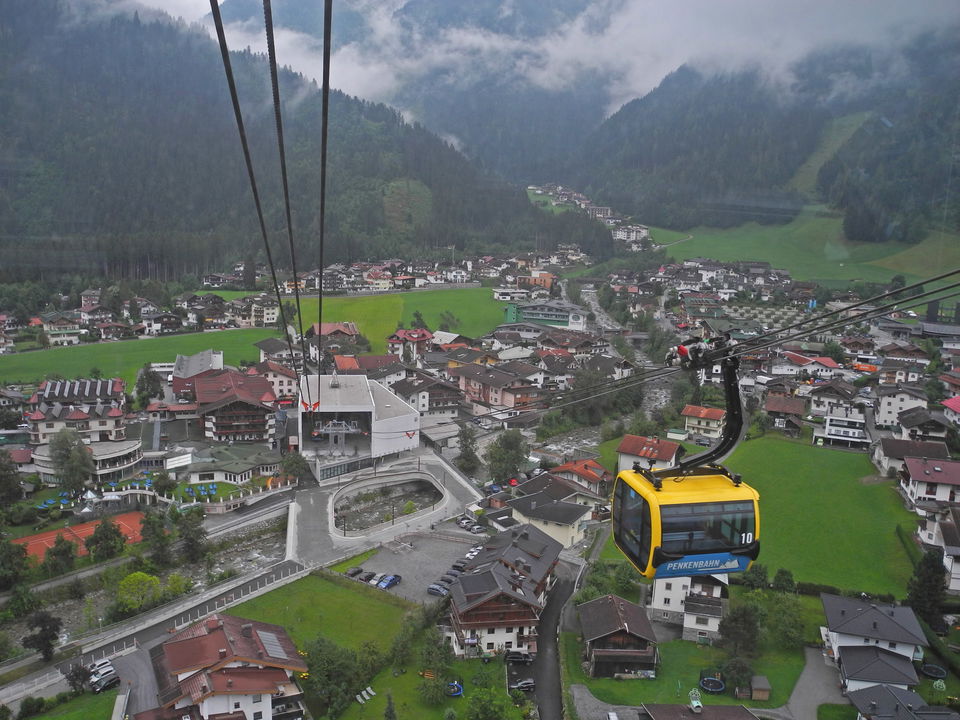 Veranstaltungen und Events in Mayrhofen – Advent im Wald, Musik und Silvesterzug
