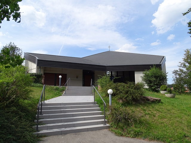 Auferstehungskirche im Neuweiler Ortsteil Agenbach