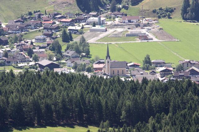 Hollersbach im Pinzgau als Ortsmotiv am Verlauf der Runde