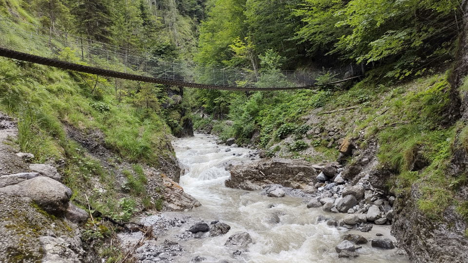 Große Griesbachrunde bei Erpfendorf: Wandern durch die Griesbachklamm und über den Holzfällerweg
