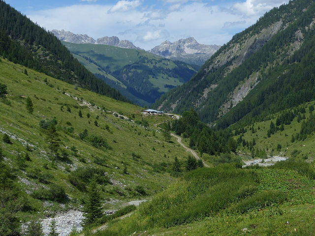 Umgebungsmotiv: Blick von der Sulzlalm über das Sulzltal und die Bergwiesen