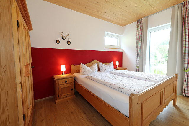 Schlafzimmer der Ferienwohnung 2