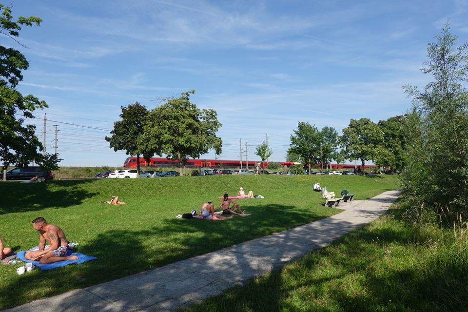Pichlinger See Linz – freier Badesee mit Rundweg und Liegewiesen