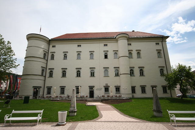 Schloss Porcia in Spittal an der Drau am Beginn der Etappe