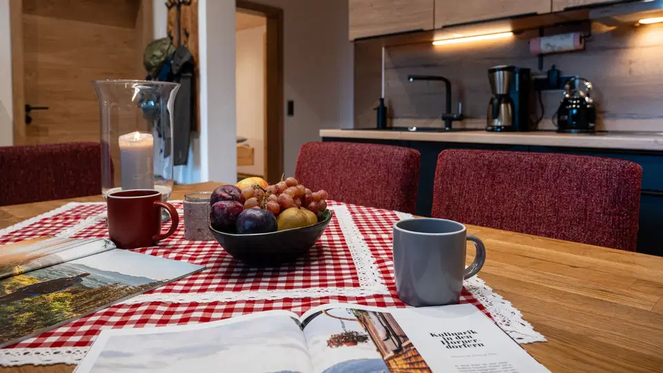 Essbereich und Küche im Apartment Hirschberg