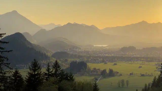 Vom Ruhrgebiet ins Allgäu: Jule's Leben zwischen Hiking, Gravel & VW T4