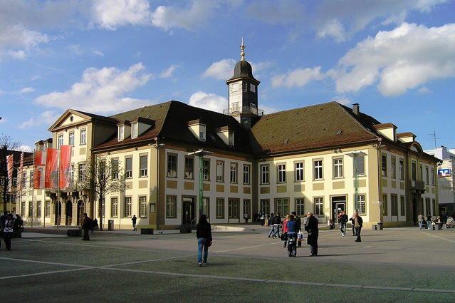 Rathaus und Platz in Göppingen