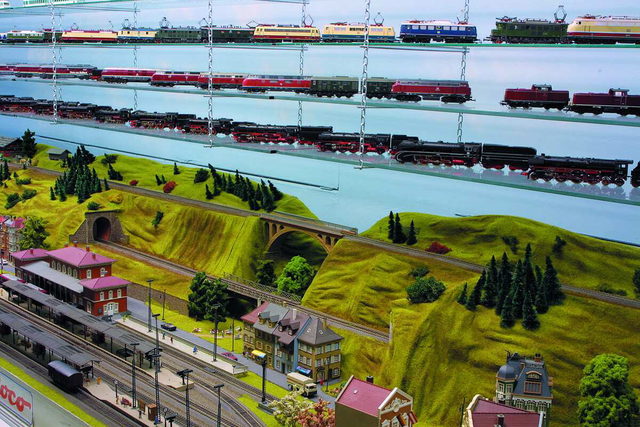 Modelleisenbahnen und Modellbahnanlage im MiniMobil Modell-Museum