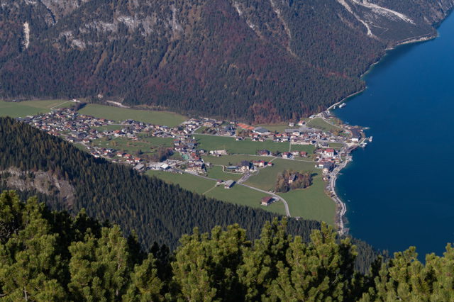 Blick vom Bärenkopf auf Pertisau am Achensee