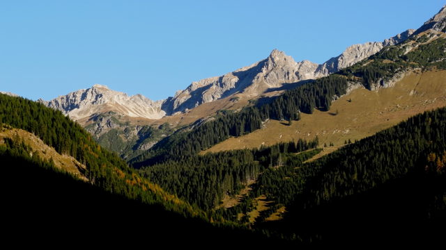 Hornbachgruppe über dem Lechtal bei Elbigenalp