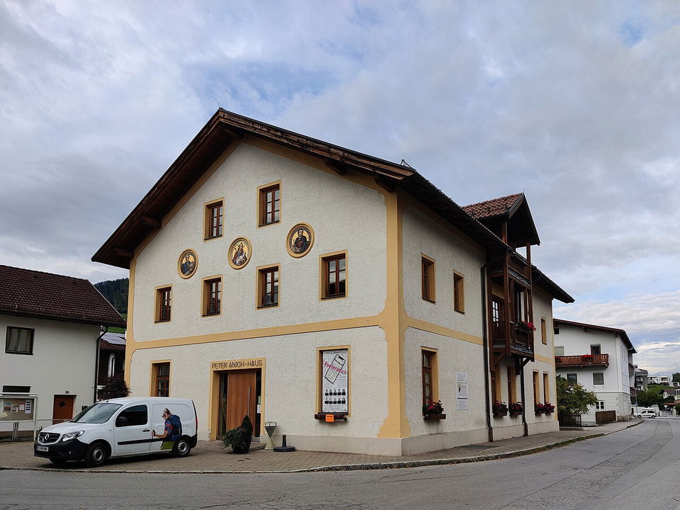 Anich-Hueber-Museum Oberperfuss – Globen und die Vermessung Tirols