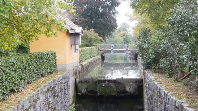 Historische Wehranlage in Gallspach als Ortsmotiv