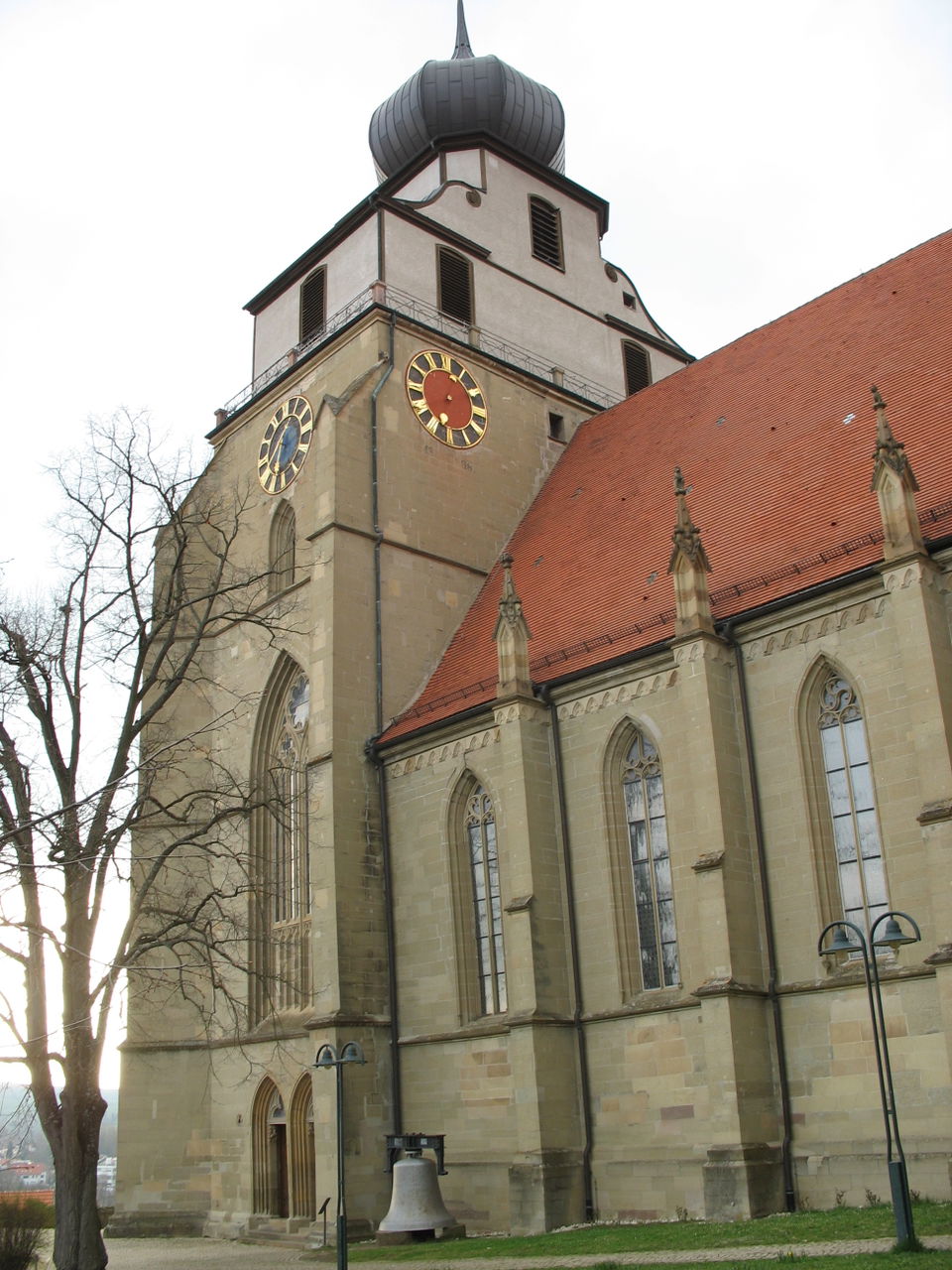 Stiftskirche Herrenberg – gotische Hallenkirche mit markanter Zwiebelhaube