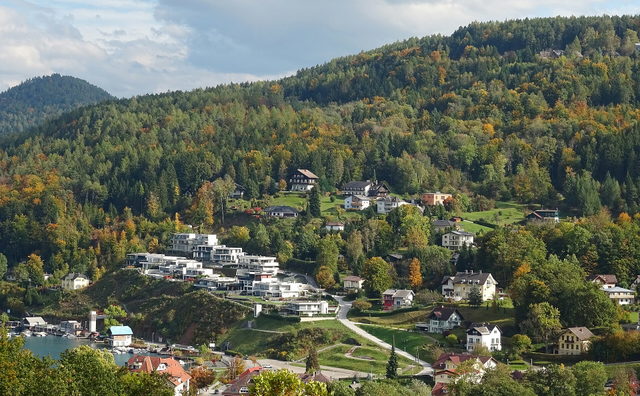 Bucht von Reifnitz am Wörthersee als Ortsmotiv