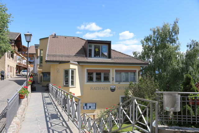 Rathaus von Barbian im Eisacktal