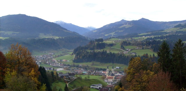 Blick auf Hopfgarten im Brixental