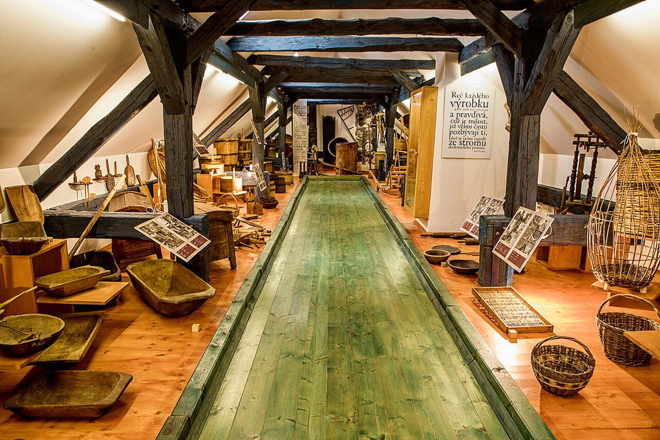Museum im Noaflhaus Telfs – Fasnacht, Handwerk und Ortsgeschichte