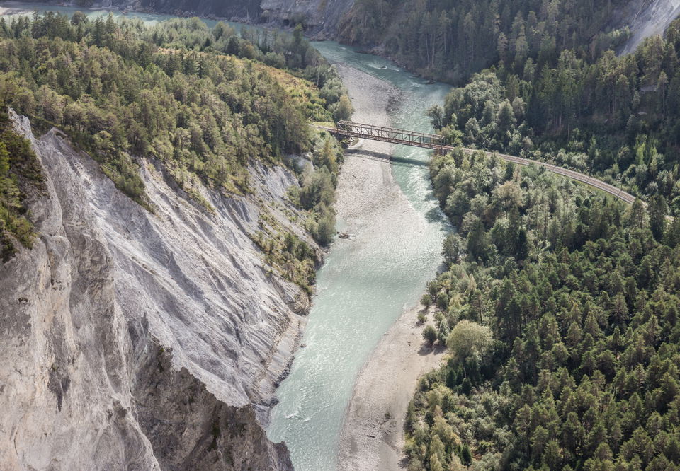Il Spir bei Flims – freier Tiefblick in die Rheinschlucht