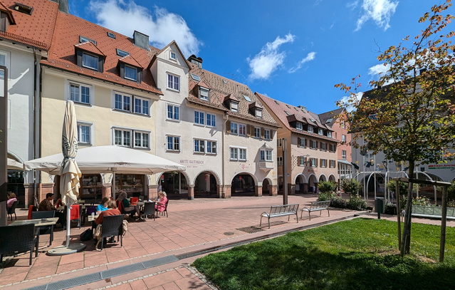 Häuser und Arkaden am Freudenstädter Marktplatz