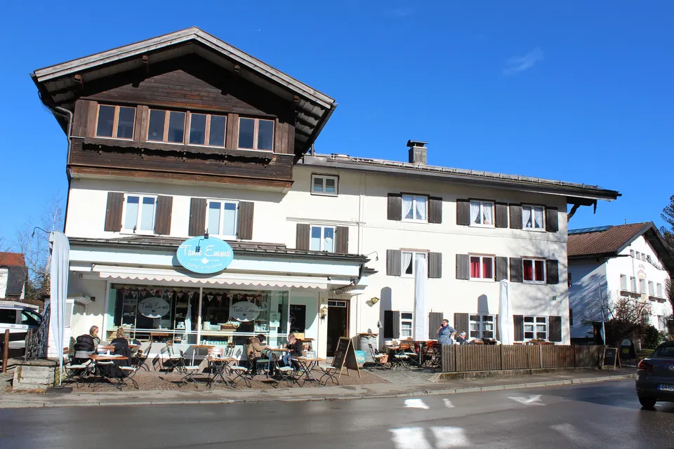 Tante Emma Tea Room & Bistro