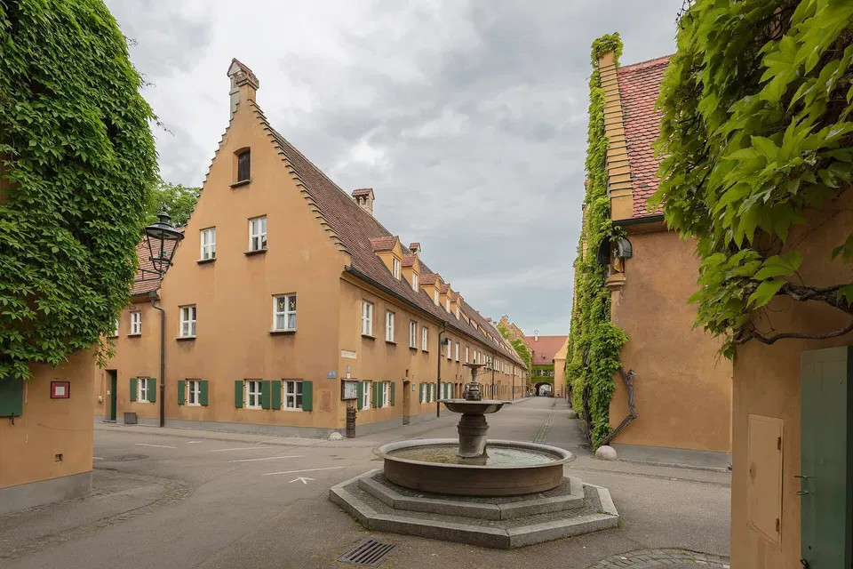Fuggerei Augsburg – Historische Sozialsiedlung und Museen