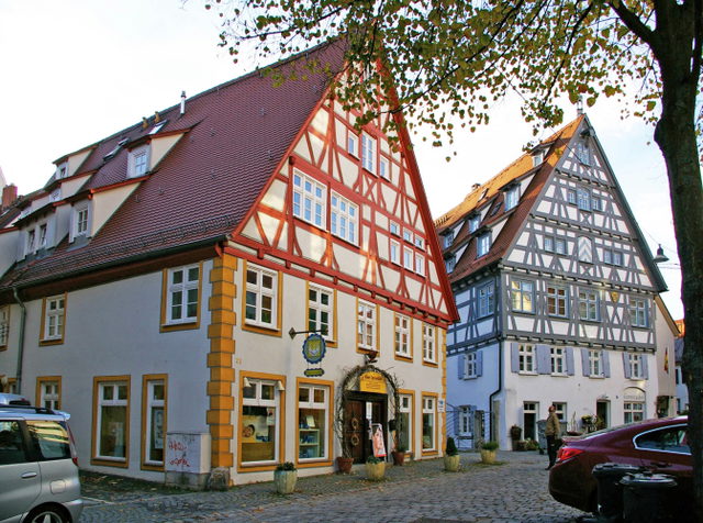 Fachwerkhäuser Nummer 20 und 22 in der Fischergasse im Ulmer Fischerviertel