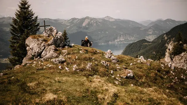 Pfotenabdrücke & Gipfelglück mit Wanderlenchen
