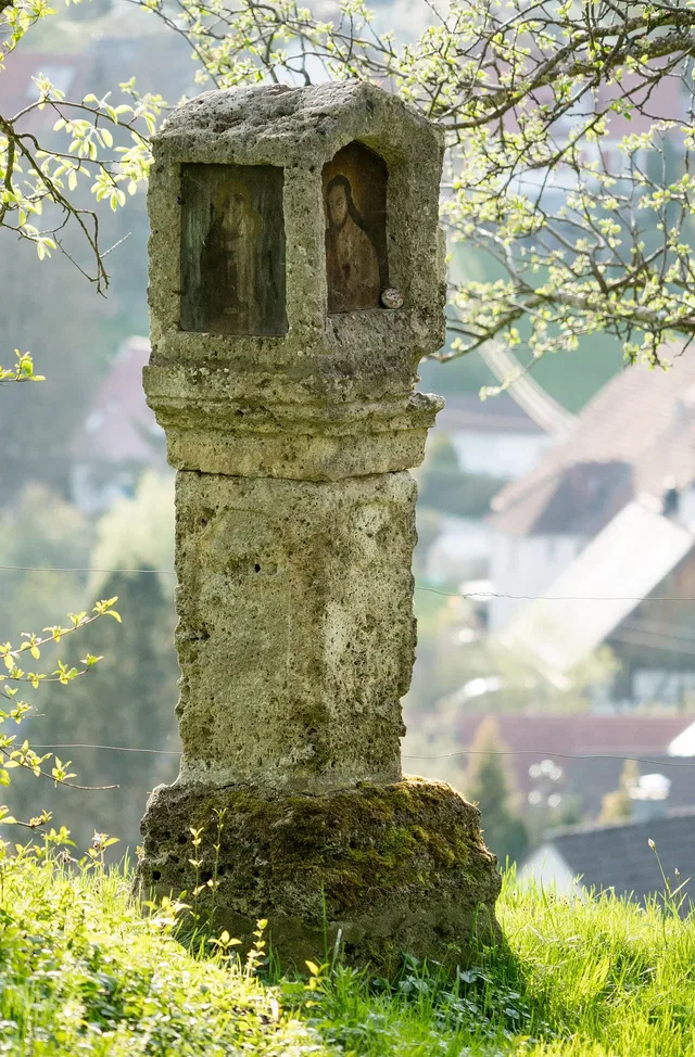 Ein Bildstock am Maximilianplatz in Wolfegg, aufgenommen im Ausgangsort der Wanderung.