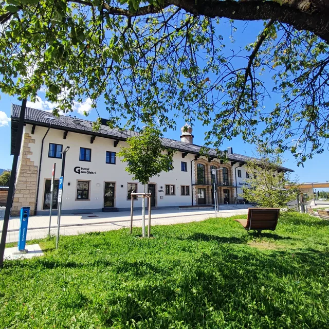 Hotel Am Gleis 1 im historischen Bahnhofsgebäude am Bahnhofsplatz