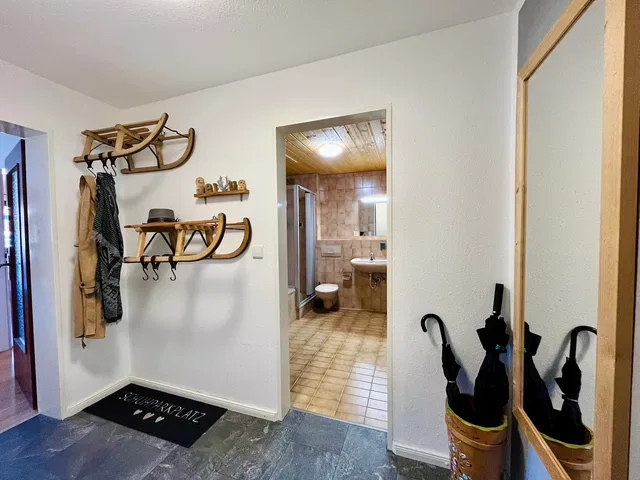 Wohnungseingang mit Garderobe in Alpenfieber I