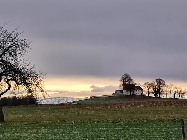 Die Loretokapelle ist ein möglicher Abstecher am Ende der Alpenblick-Runde.