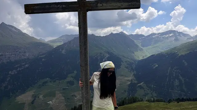 Zwischen Gipfeln, Sonnenaufgängen und echten Momenten mit Lilit