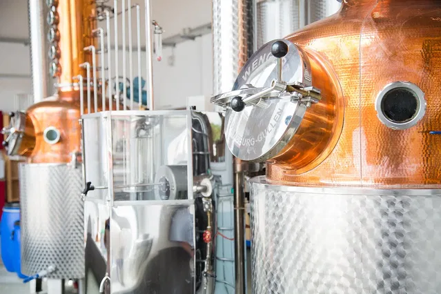 Kupferne Brennkessel der Allgäu-Brennerei