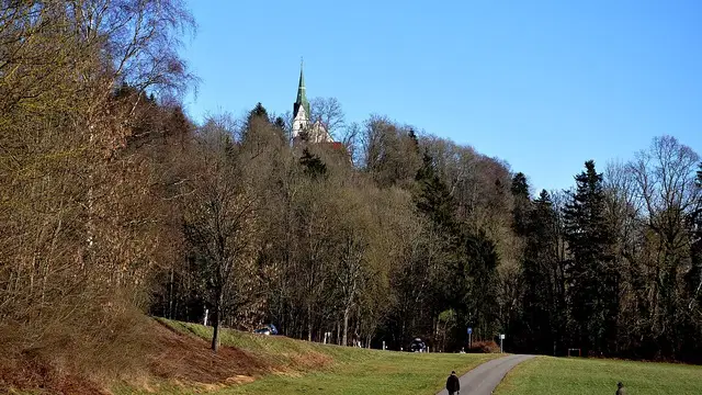Amtzell zu Fuß oder mit dem Rad: Tobelweg und Alpenblicke