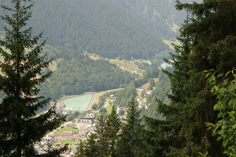Energieweg Partenen – zwischen Dorfgeschichte und Wasserkraft