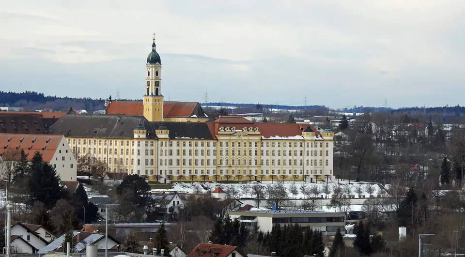 Kloster Ochsenhausen – Basilika, Klostermuseum und barocke Räume