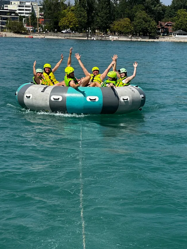 Gruppe auf dem Aqua-Twister
