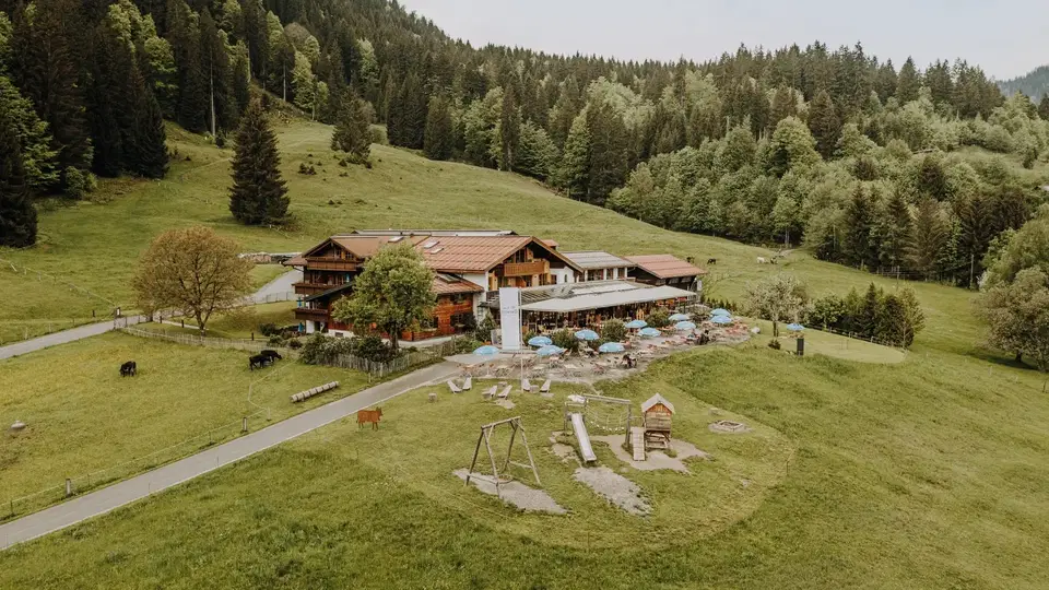 Alpe Dornach mit Panoramaterrasse und Außenbereich