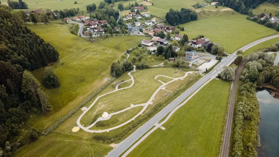 Überblick über den Bienenwanderweg in Blaichach