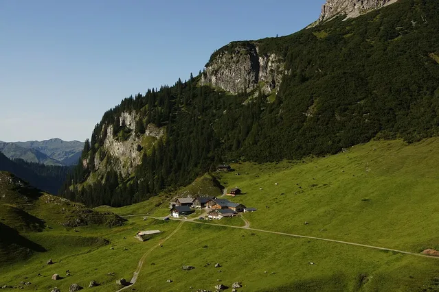 Vorsäß der Klesenza-Alpe als Zielgebiet der Tour.