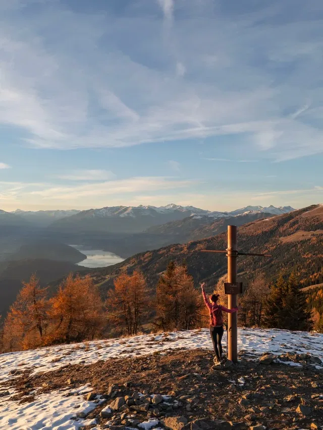 Tourentipp goldener Herbst in den Nockbergen 🍂✨

Es gibt diese Touren, die man 