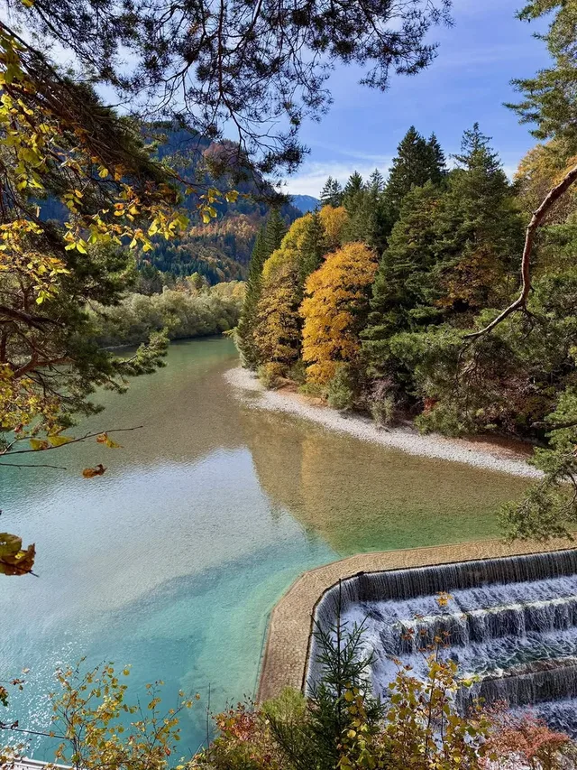 Der Herbst kann hier schon was. 😍🍁

#ostallgäu #füssen #herbst #lebenimallgäu